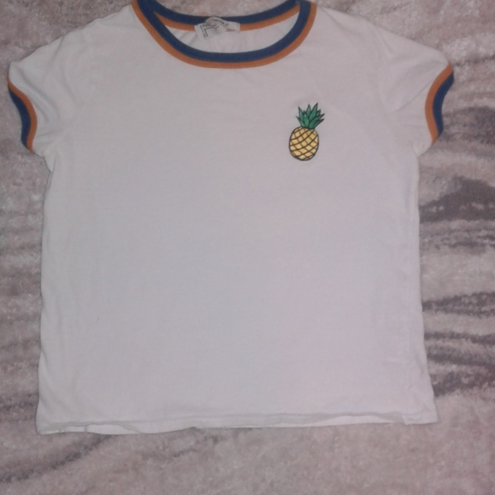 This shirt is great for school, I only wore 1 day